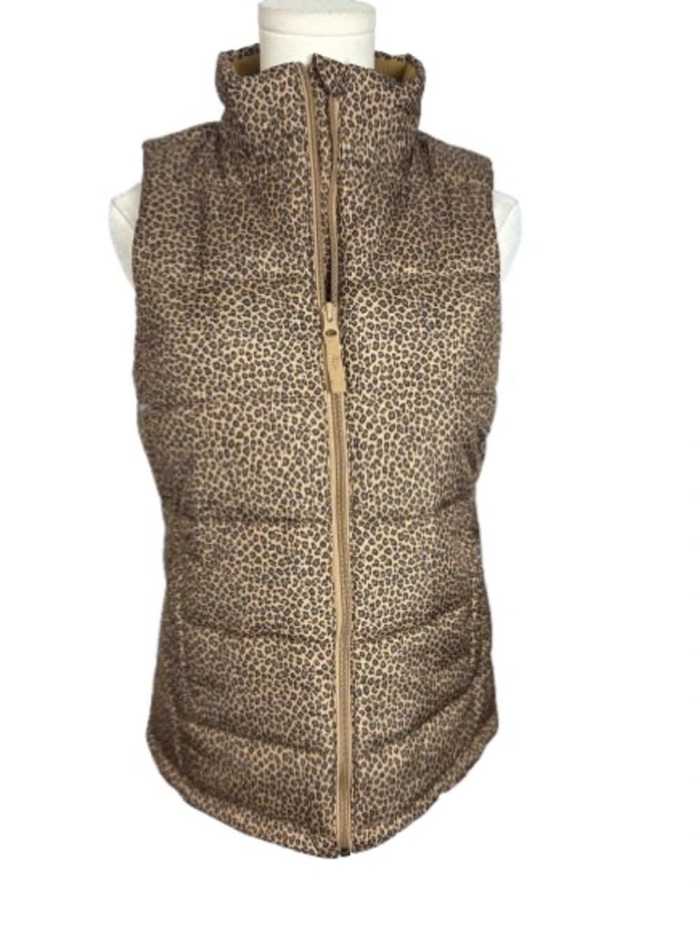 Amazon Essentials Leopard-Print Puffer Vest in Brown and Black
